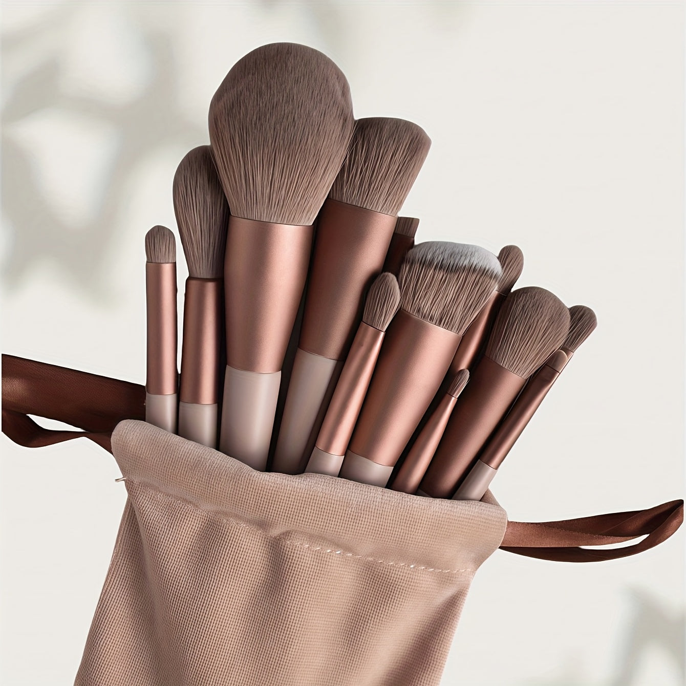 Coffret 13 Pinceaux Professionnels – Fond de Teint, Blush & Maquillage des Yeux